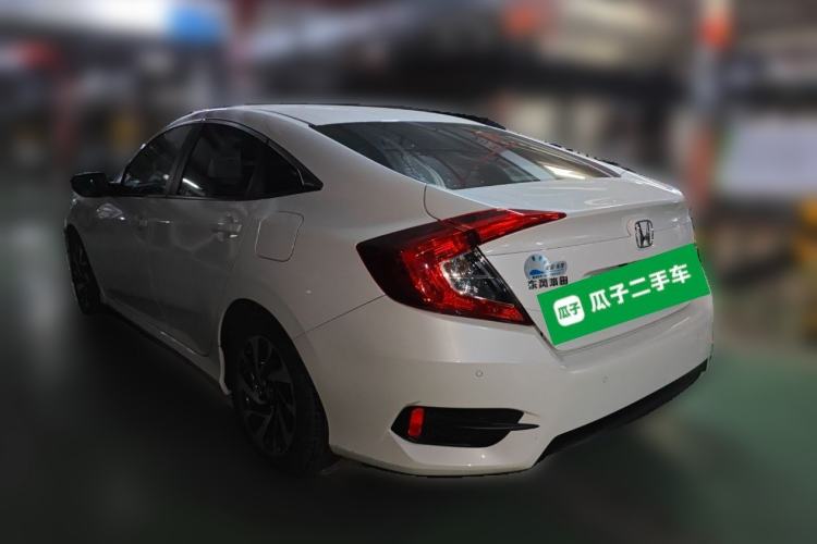 Used Honda Civic 2016 220TURBO CVT Luxury Edition Rear Left 45 Deg