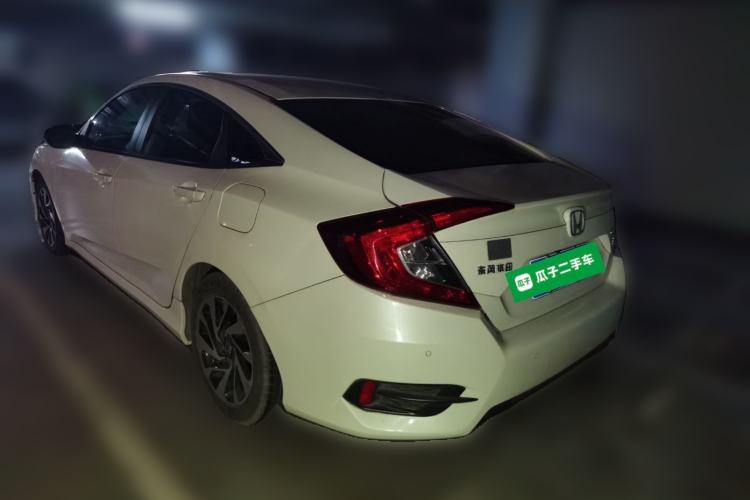 Used Honda Civic 2016 220TURBO CVT Luxury Edition Rear Left 45 Deg