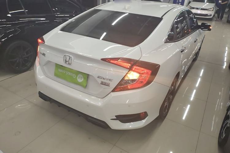 Used Honda Civic 2016 220TURBO CVT Prestige Edition Rear Right 45 Deg