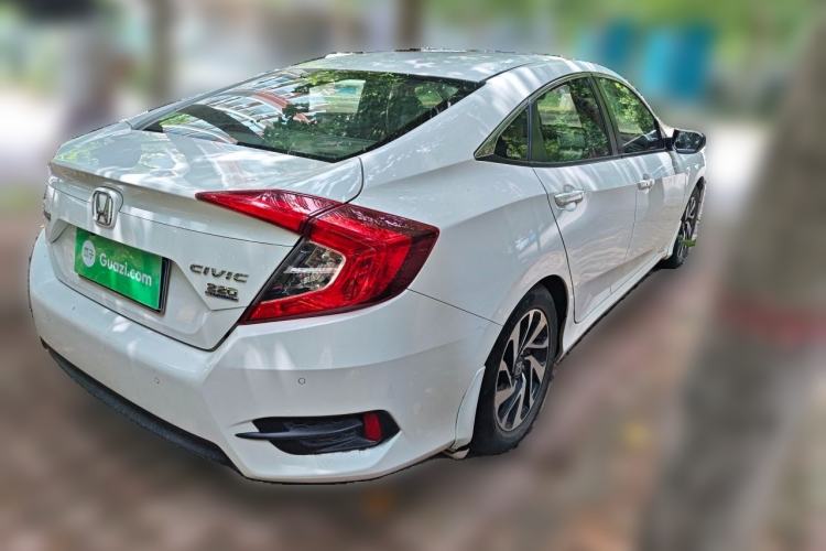 Used Honda Civic 2016 220TURBO CVT Luxury Edition Rear Right 45 Deg