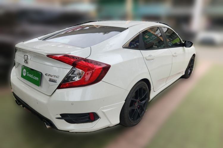Used Honda Civic 2016 220TURBO CVT Luxury Edition Rear Right 45 Deg