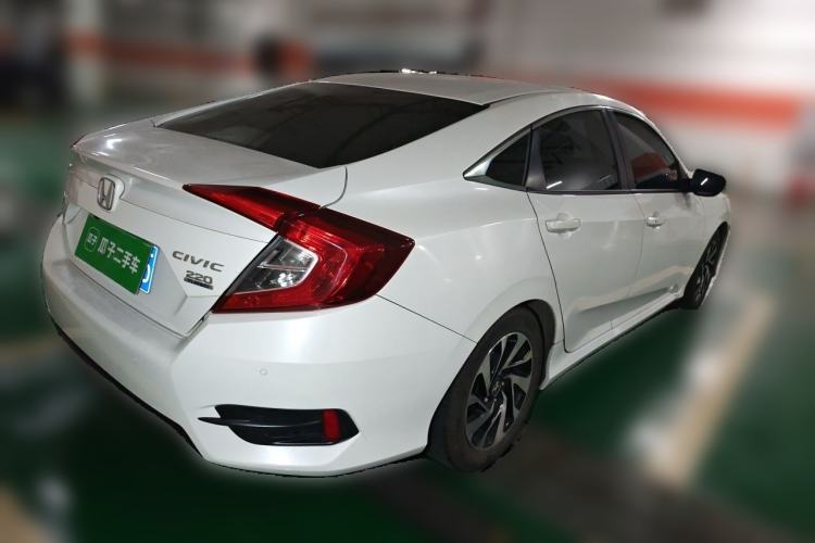 Used Honda Civic 2016 220TURBO CVT Luxury Edition Rear Right 45 Deg