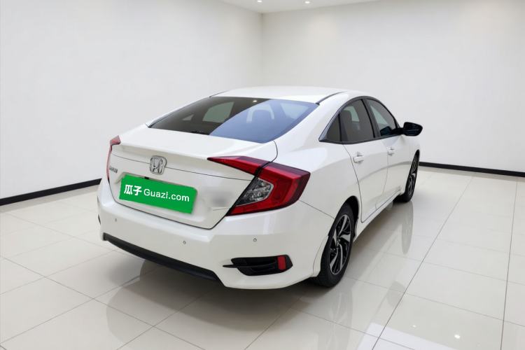Used Honda Civic 2016 220TURBO CVT Luxury Edition Rear Right 45 Deg