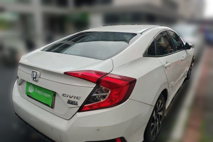 Used Honda Civic 2016 220TURBO CVT Luxury Edition Rear Right 45 Deg