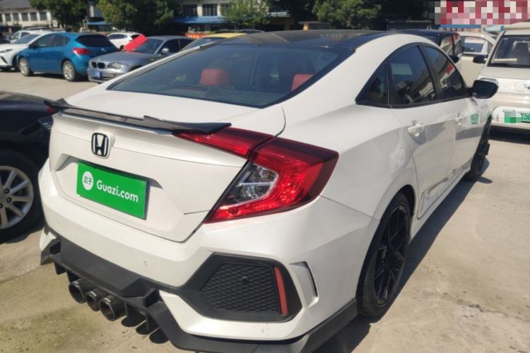 Used Honda Civic 2016 220TURBO CVT Luxury Edition Rear Right 45 Deg