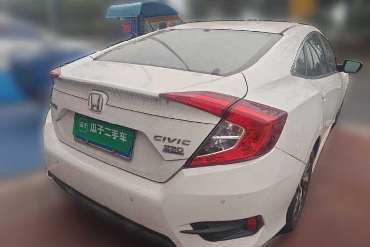 Used Honda Civic 2016 220TURBO CVT Luxury Edition Rear Right 45 Deg