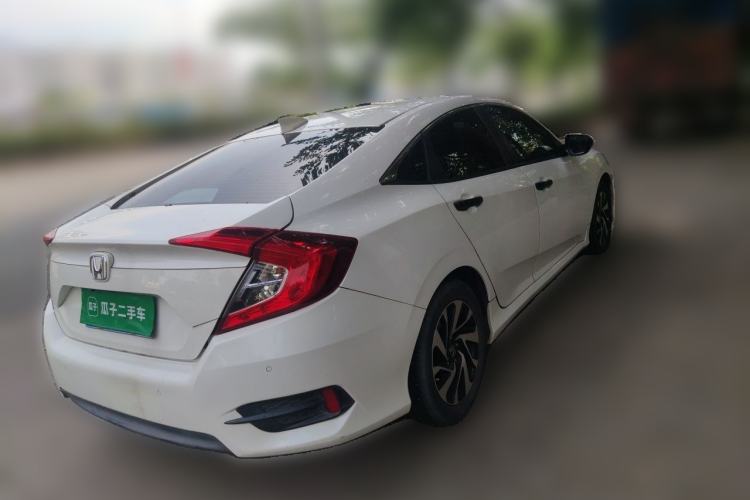 Used Honda Civic 2016 220TURBO CVT Luxury Edition Rear Right 45 Deg