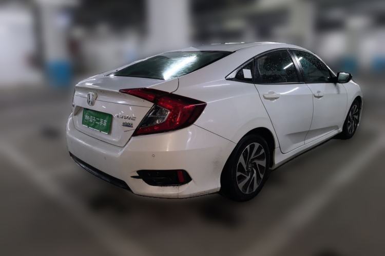 Used Honda Civic 2016 220TURBO CVT Luxury Edition Rear Right 45 Deg