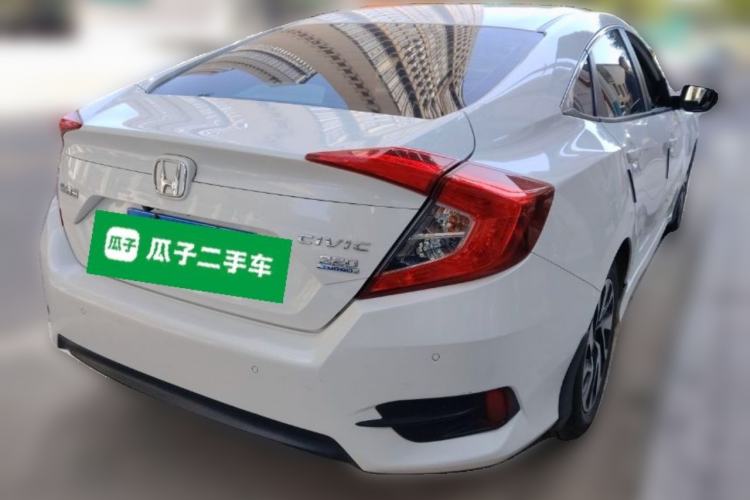 Used Honda Civic 2016 220TURBO CVT Luxury Edition Rear Right 45 Deg