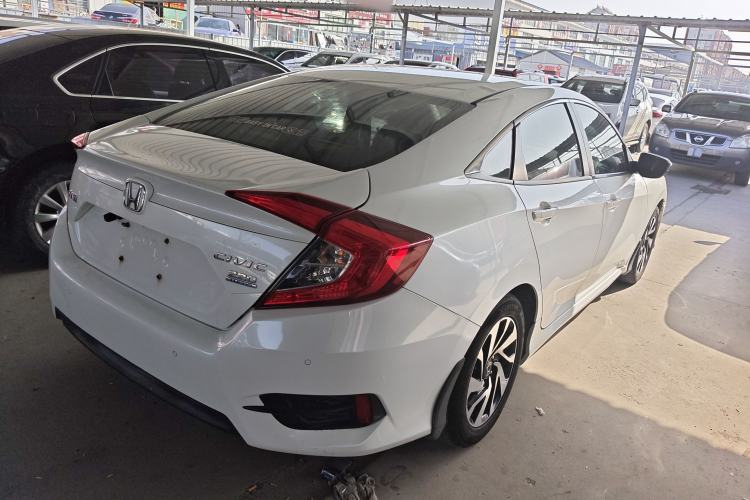 Used Honda Civic 2016 220TURBO CVT Luxury Edition Rear Right 45 Deg