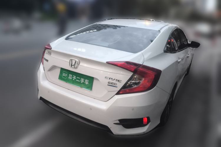 Used Honda Civic 2016 220TURBO CVT Luxury Edition Rear Right 45 Deg