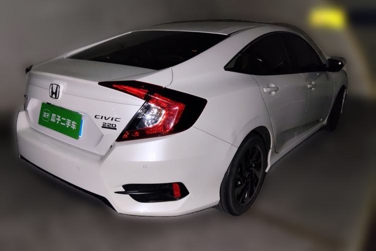 Used Honda Civic 2016 220TURBO CVT Luxury Edition Rear Right 45 Deg