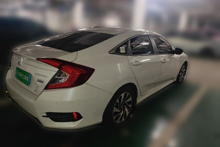 Used Honda Civic 2016 220TURBO CVT Luxury Edition Rear Right 45 Deg