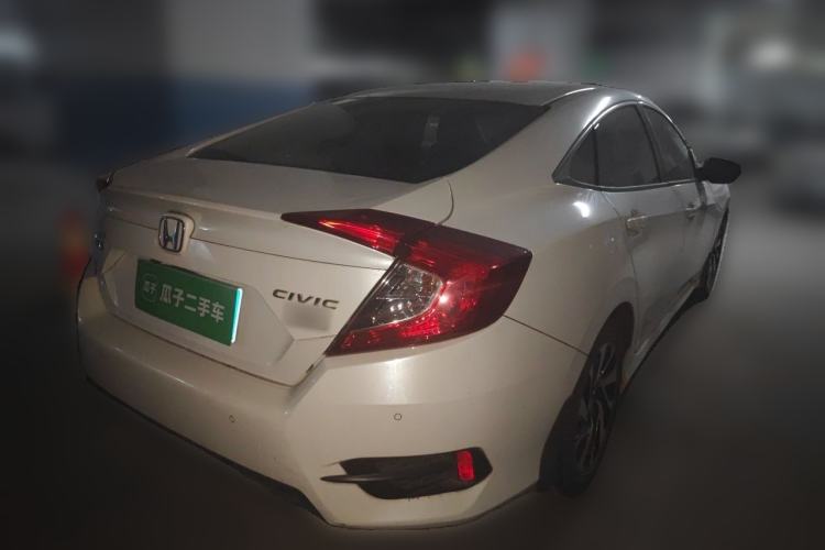 Used Honda Civic 2016 220TURBO CVT Luxury Edition Rear Right 45 Deg