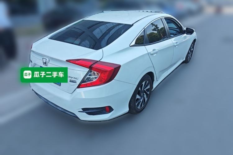 Used Honda Civic 2016 220TURBO CVT Luxury Edition Rear Right 45 Deg