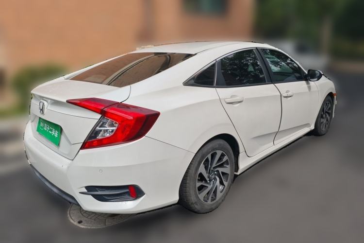 Used Honda Civic 2016 220TURBO CVT Luxury Edition Rear Right 45 Deg
