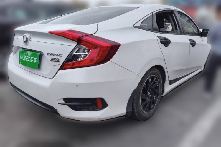 Used Honda Civic 2016 220TURBO CVT Luxury Edition Rear Right 45 Deg
