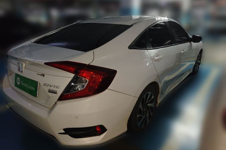 Used Honda Civic 2016 220TURBO CVT Luxury Edition Rear Right 45 Deg