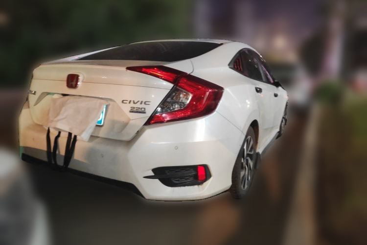 Used Honda Civic 2016 220TURBO CVT Luxury Edition Rear Right 45 Deg