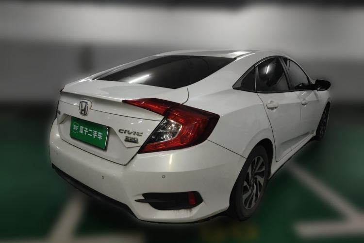 Used Honda Civic 2016 220TURBO CVT Luxury Edition Rear Right 45 Deg