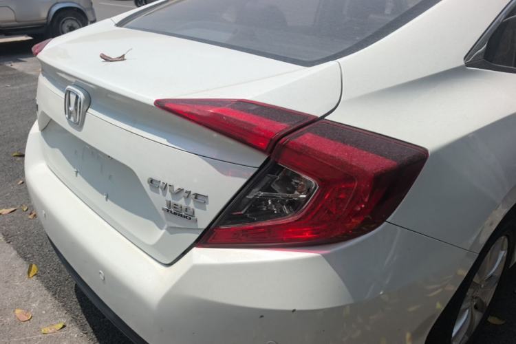 Used Honda Civic 2016 180TURBO CVT Comfort Version Rear Right 45 Deg