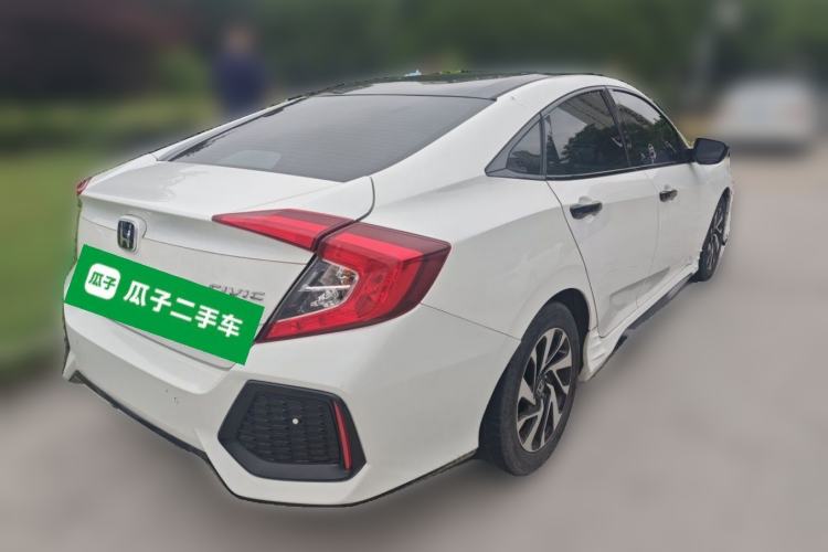 Used Honda Civic 2016 220TURBO CVT Luxury Edition Rear Right 45 Deg