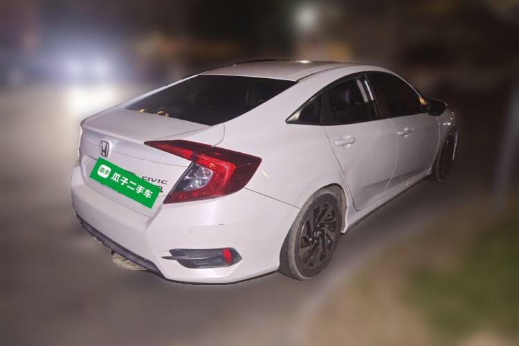 Used Honda Civic 2016 220TURBO CVT Luxury Edition Rear Right 45 Deg