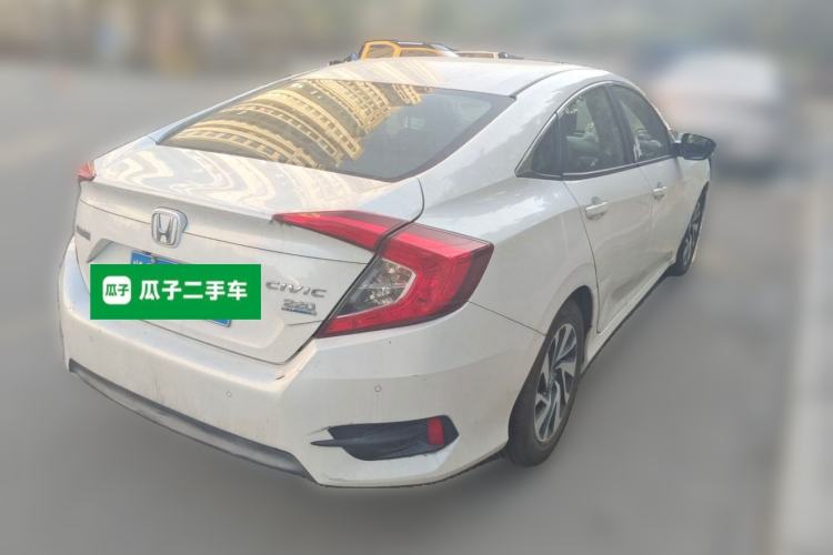 Used Honda Civic 2016 220TURBO CVT Luxury Edition Rear Right 45 Deg
