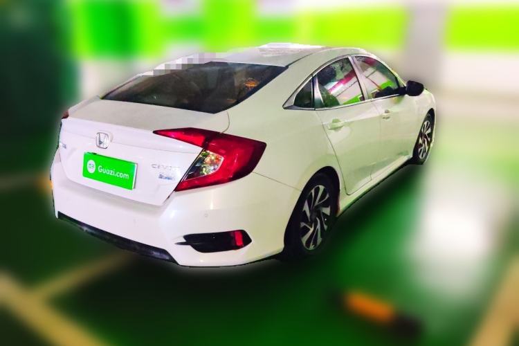 Used Honda Civic 2016 220TURBO Manual Luxury Edition Rear Right 45 Deg