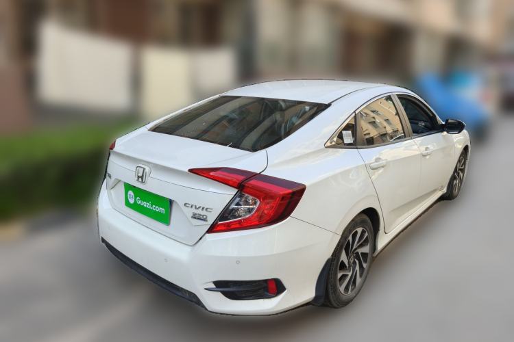 Used Honda Civic 2016 220TURBO CVT Luxury Edition Rear Right 45 Deg