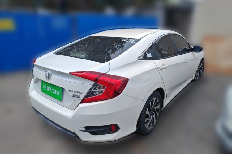 Used Honda Civic 2016 220TURBO CVT Luxury Edition Rear Right 45 Deg
