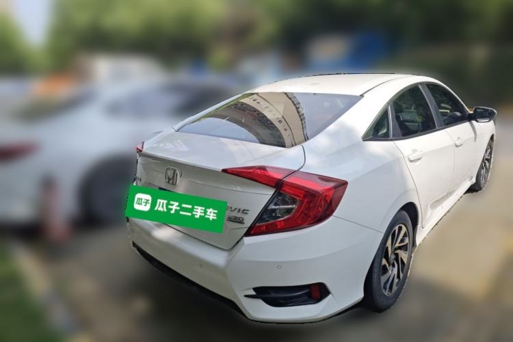 Used Honda Civic 2016 220TURBO CVT Luxury Edition Rear Right 45 Deg