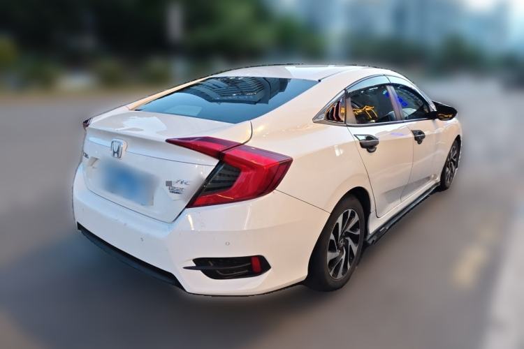 Used Honda Civic 2016 220TURBO CVT Luxury Edition Rear Right 45 Deg
