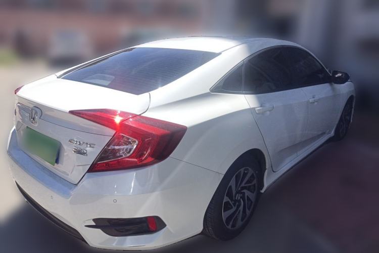 Used Honda Civic 2016 220TURBO CVT Luxury Edition Rear Right 45 Deg