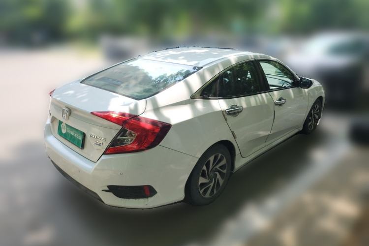 Used Honda Civic 2016 220TURBO CVT Luxury Edition Rear Right 45 Deg