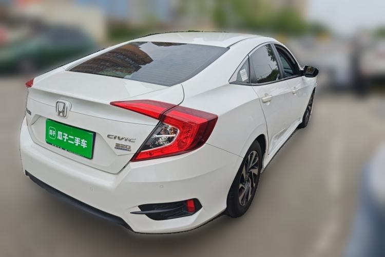 Used Honda Civic 2016 220TURBO CVT Luxury Edition Rear Right 45 Deg