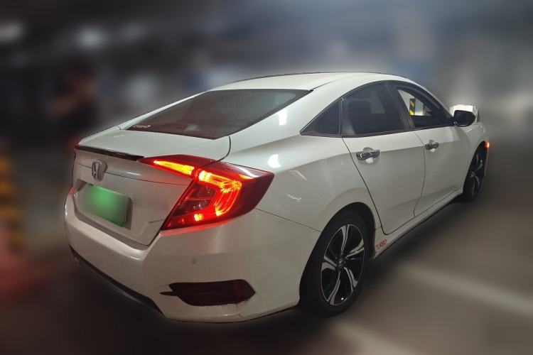 Used Honda Civic 2016 220TURBO CVT Prestige Edition Rear Right 45 Deg