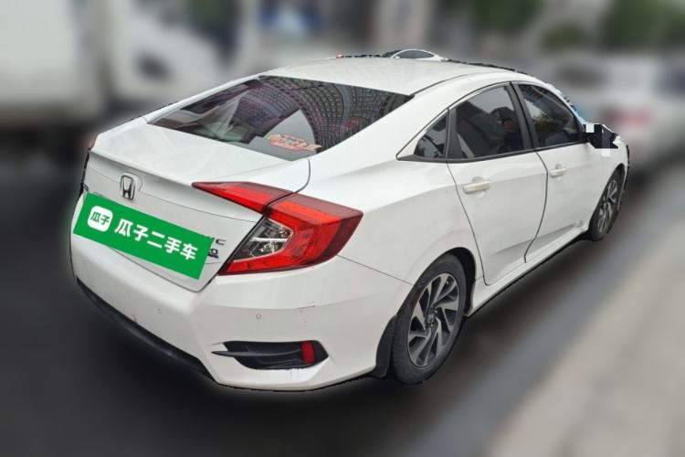 Used Honda Civic 2016 220TURBO CVT Luxury Edition Rear Right 45 Deg