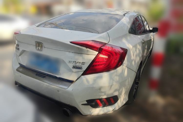 Used Honda Civic 2016 220TURBO CVT Luxury Edition Rear Right 45 Deg