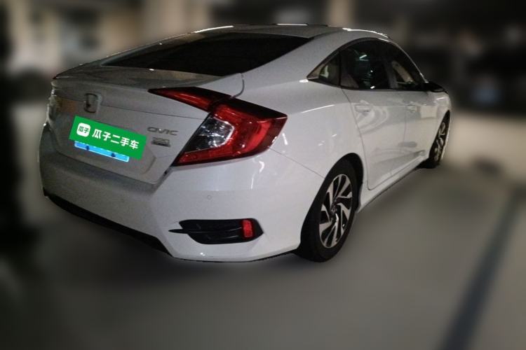 Used Honda Civic 2016 220TURBO CVT Luxury Edition Rear Right 45 Deg