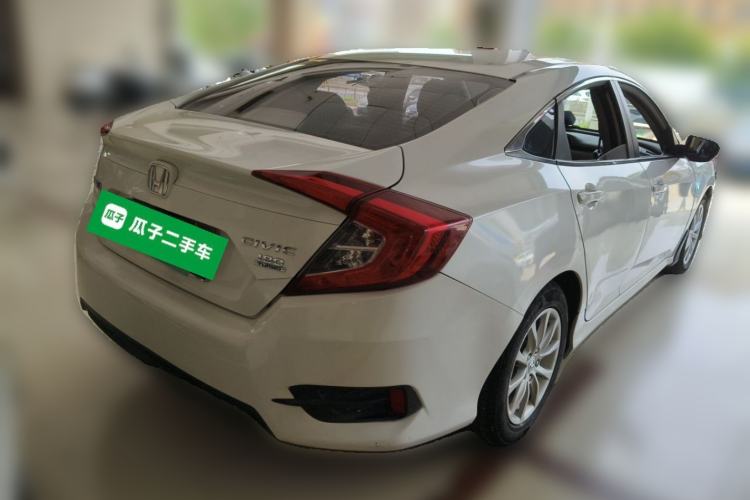 Used Honda Civic 2016 180TURBO CVT Comfort Version Rear Right 45 Deg