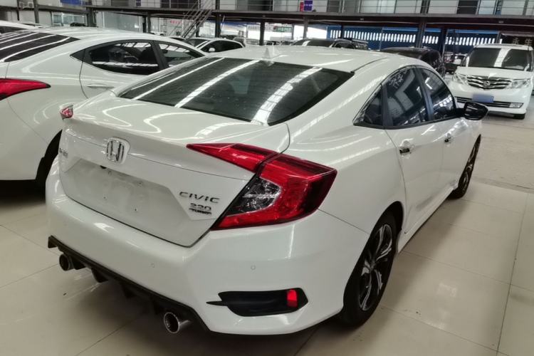 Used Honda Civic 2016 220TURBO CVT Prestige Edition Rear Right 45 Deg