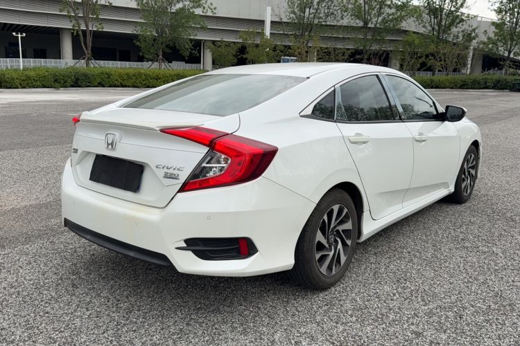 Used Honda Civic 2016 220TURBO CVT Luxury Edition Rear Right 45 Deg