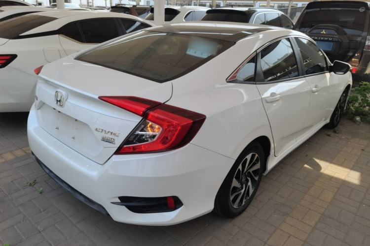 Used Honda Civic 2016 220TURBO CVT Luxury Edition Rear Right 45 Deg