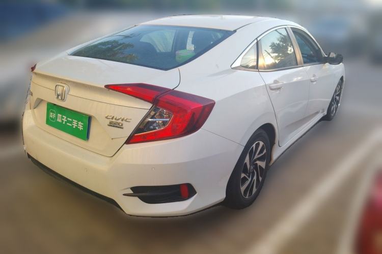 Used Honda Civic 2016 220TURBO CVT Luxury Edition Rear Right 45 Deg