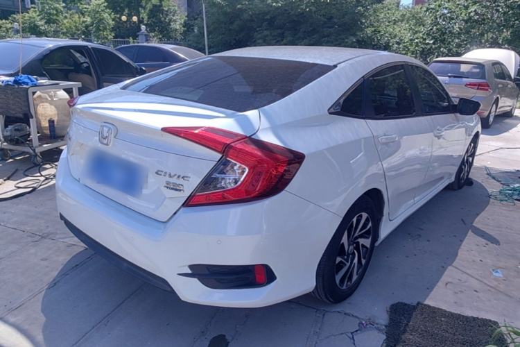 Used Honda Civic 2016 220TURBO CVT Luxury Edition Rear Right 45 Deg