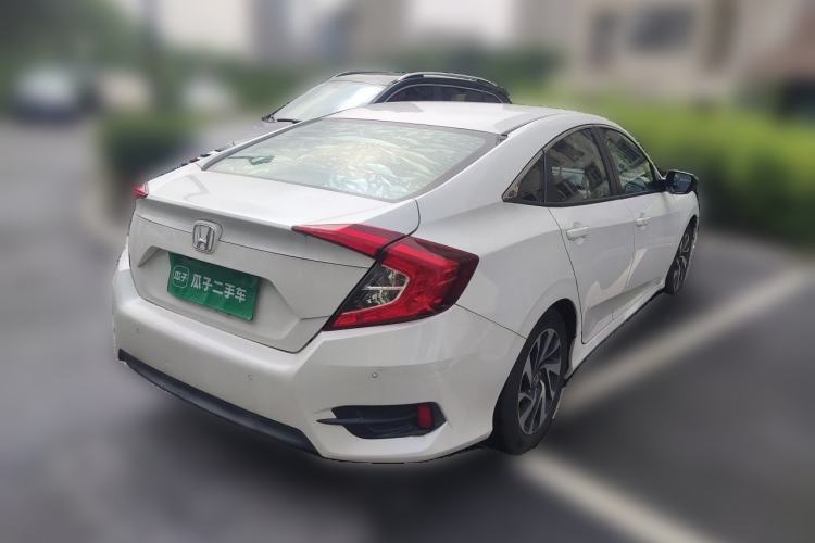 Used Honda Civic 2016 220TURBO CVT Luxury Edition Rear Right 45 Deg
