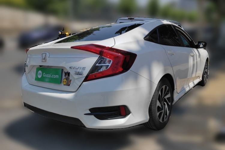 Used Honda Civic 2016 220TURBO Manual Luxury Edition Rear Right 45 Deg