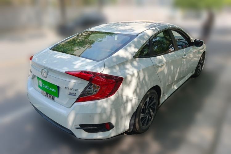 Used Honda Civic 2016 220TURBO CVT Luxury Edition Rear Right 45 Deg