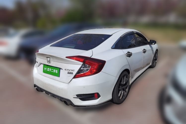 Used Honda Civic 2016 220TURBO CVT Luxury Edition Rear Right 45 Deg